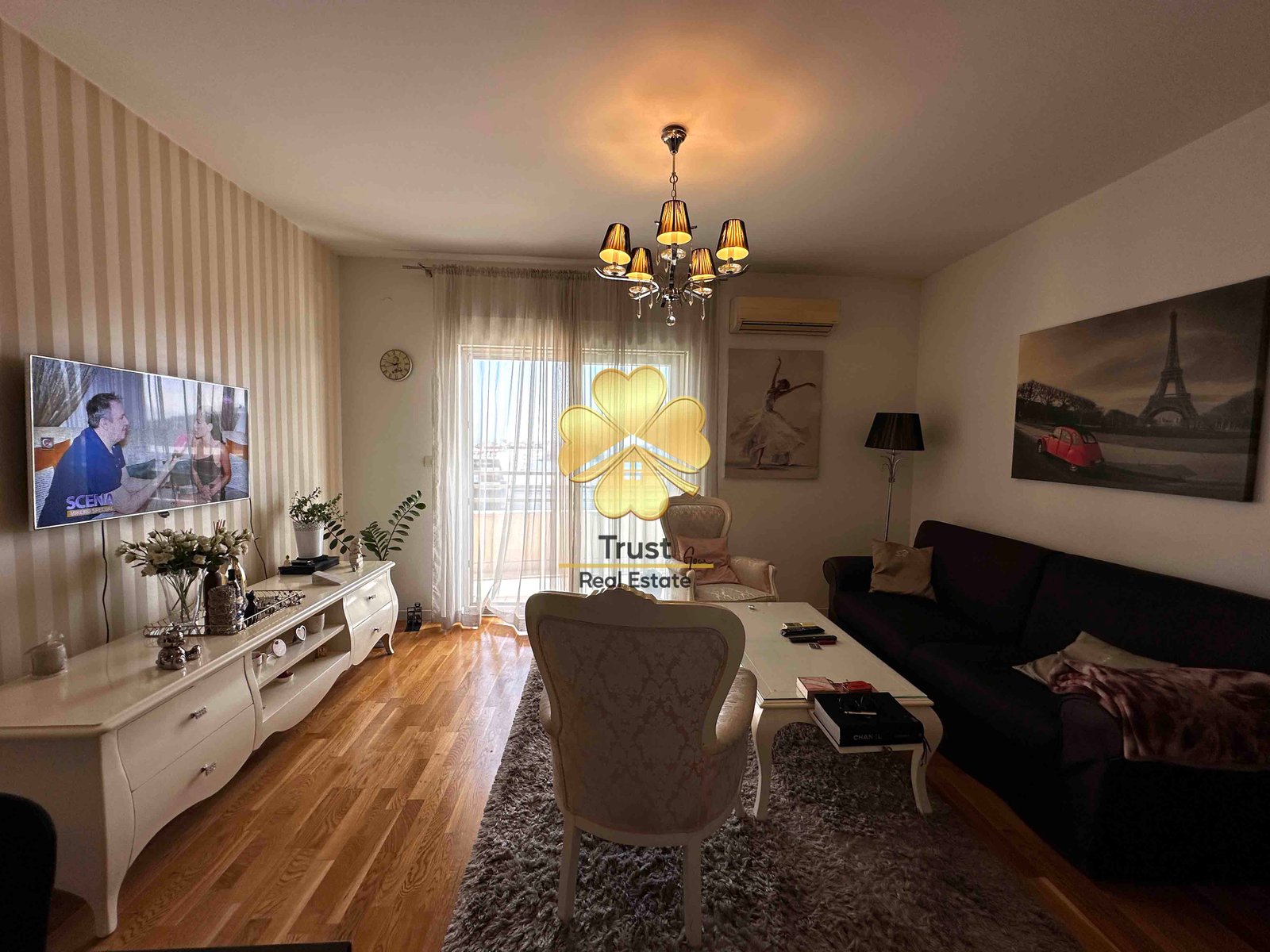 Moderna stambena zgrada u Podgorici, Crna Gora