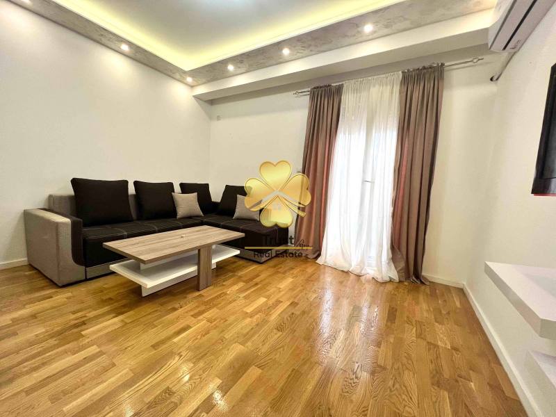 Studio Apartment Stari Aerodrom, Zmaj Jovina, 30 m2